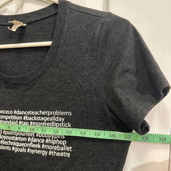 BELLA+CANVAS Girl,s T-Shirt ( L) fits(M) - Picture 6 of 12